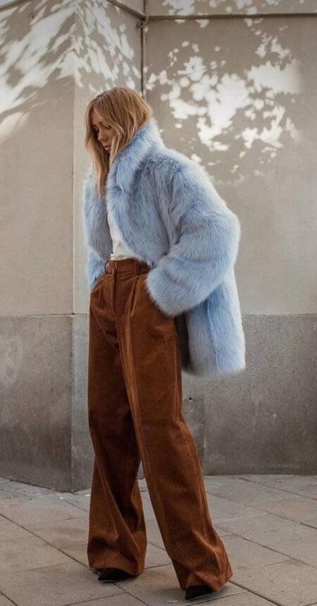 Pantalón de corderoy. Fuente: Pinterest