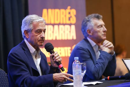 Conferencia de prensa de Mauricio Macri y Andrés Ibarra. Foto: NA.