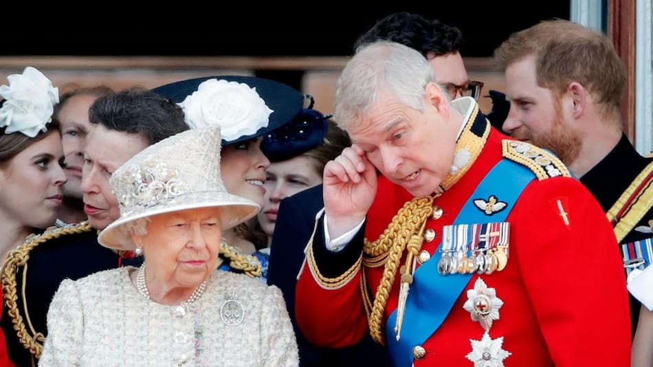 Reina Isabel II y Príncipe Andrés