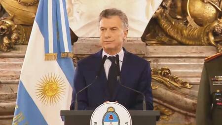 Macri encabezó acto en homenaje a caídos de las Fuerzas de Seguridad