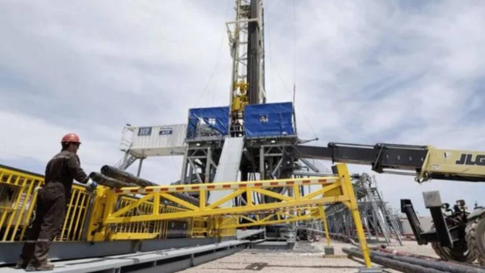 Empresa productora de gas y petróleo. Foto: NA.