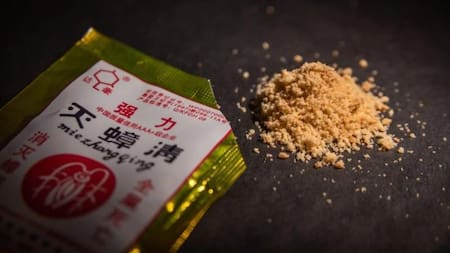 Polvo chino mata cucarachas prohibido por ANMAT