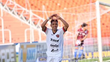 Patronato venció por la mínima a Godoy Cruz. Foto: Télam.