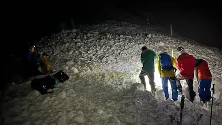 Avalancha en Bariloche: encontraron con vida al tercer turista que estaba desaparecido en el Cerro López