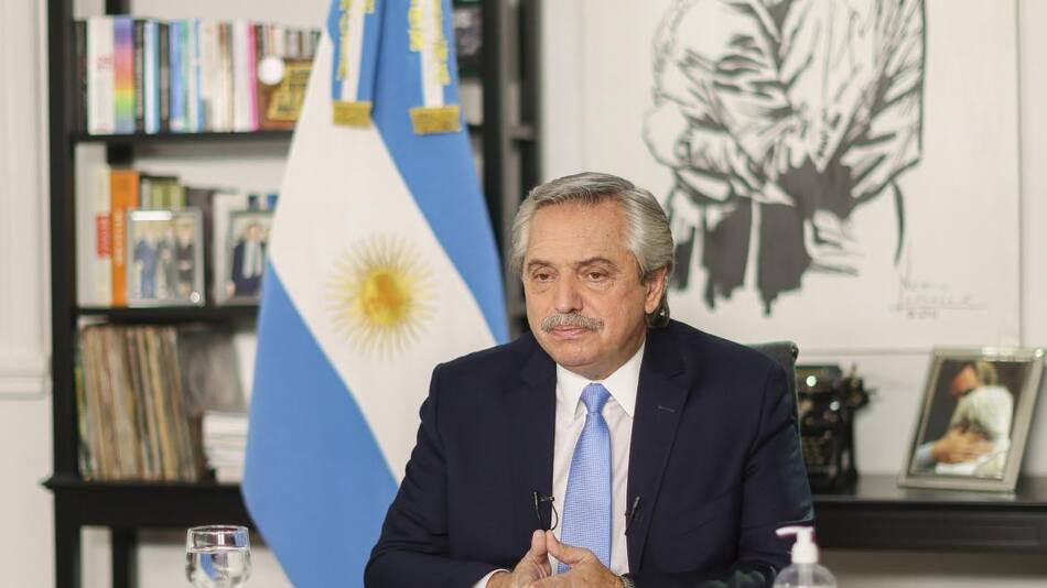 Alberto Fernández, AGENCIA NA