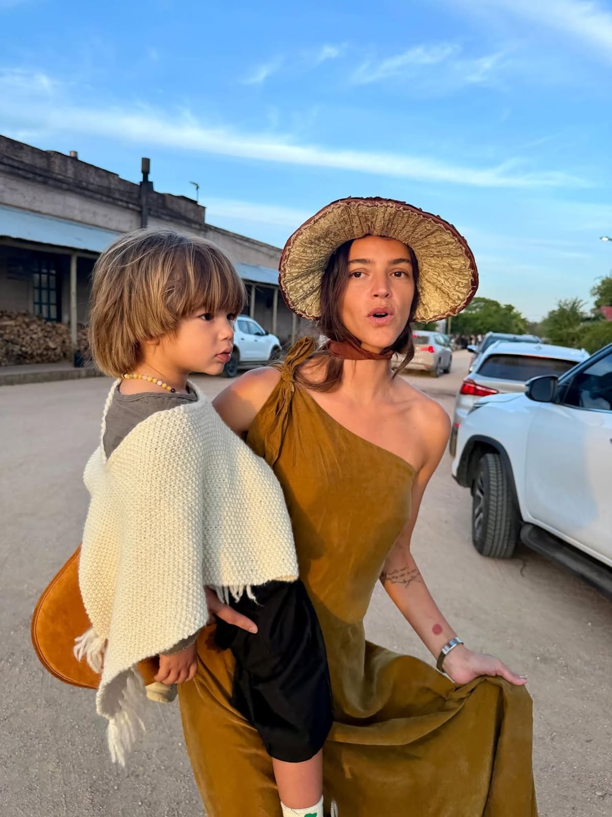 Calu Rivero y su hijo Tao
