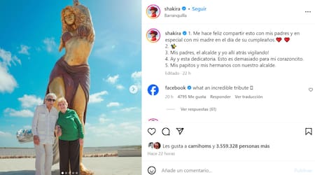 Shakira destacó la presencia de sus padres. Foto: Instagram.