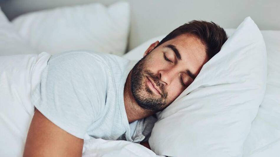Las personas que duermen siesta tienen el cerebro más grande. Foto: Unsplash.