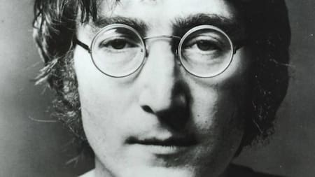 Subastaron por casi tres millones de dólares la guitarra con la que John Lennon grabó Help!