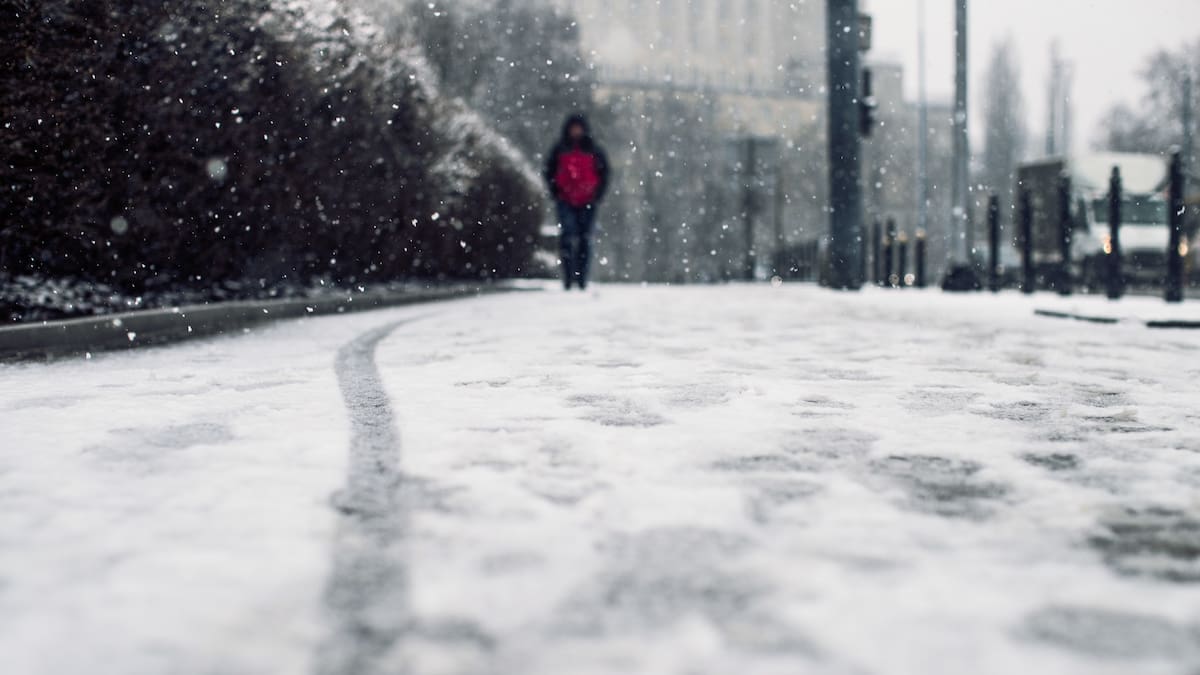 Volvieron las nevadas y varias provincias se tiñen de blanco: dónde rige alerta amarilla por nieve