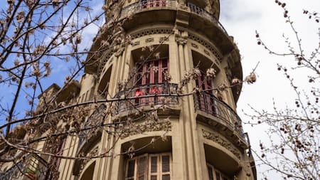 ¿Duendes alucinógenos en La Boca?. Foto: Instagram @revista.dyd