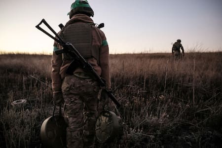 Guerra Rusia-Ucrania; soldados. Foto: Reuters.