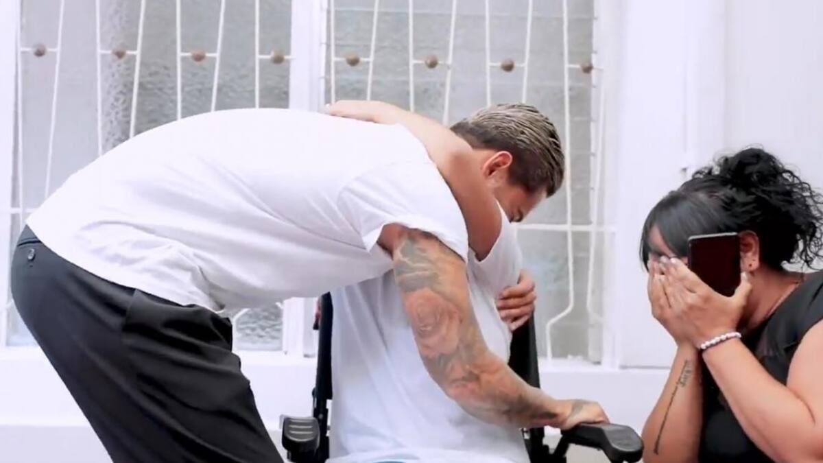 Maluma y el niño. Foto: captura de video.