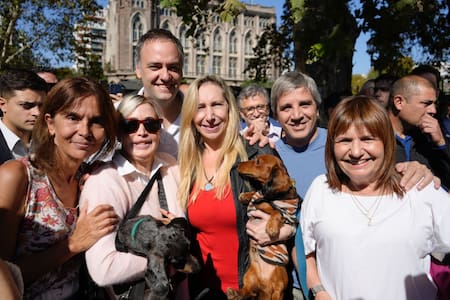 Patricia Bullrich y Karina Milei. Foto: X @LLibertadAvanza