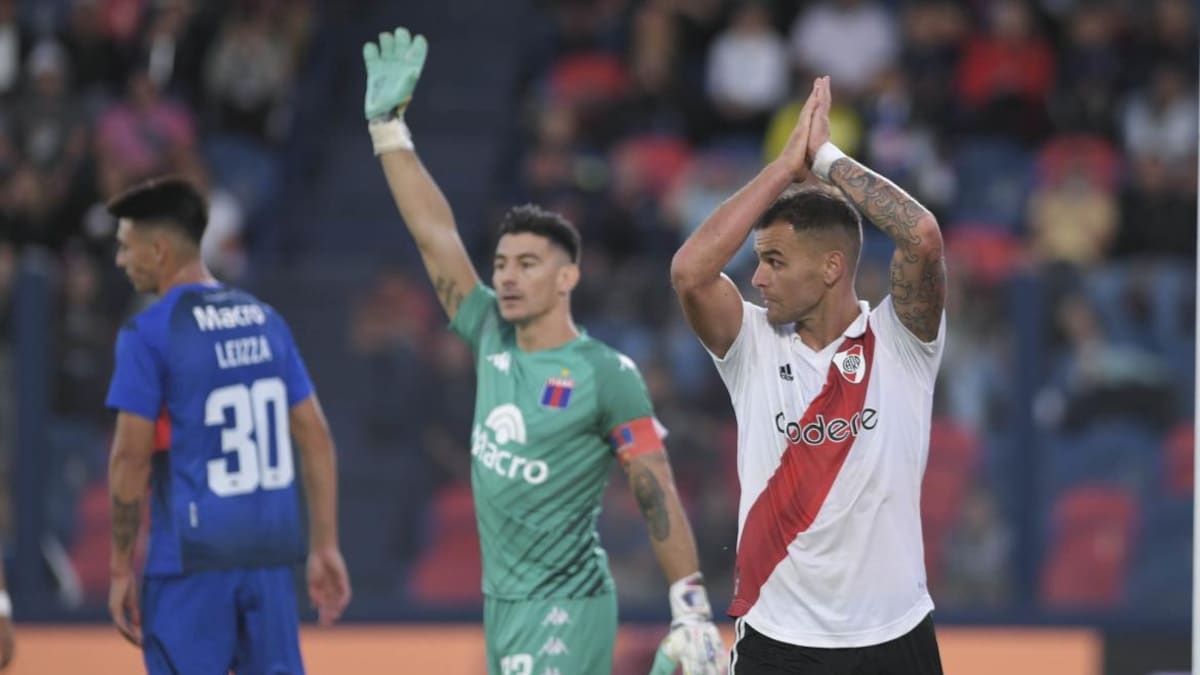 Leandro González Pires; Tigre-River Plate. Foto: Télam.