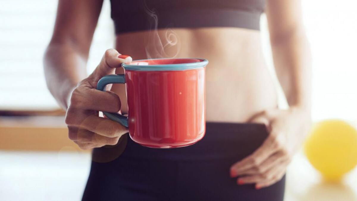 Cómo ayuda tomar un café cargado media hora antes de hacer ejercicio a quemar grasa