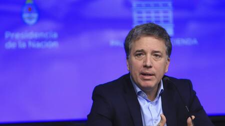 Nicolás Dujovne le respondió a Cristina Kirchner: "Son y serán artífices y promotores de pobreza”