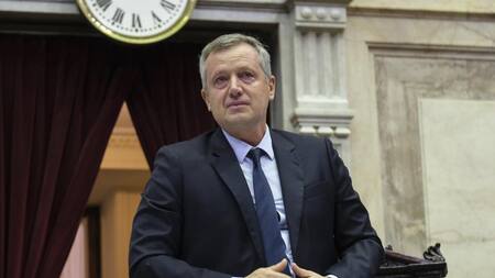 La emoción de Monzó en su última sesión como presidente de la Cámara de Diputados