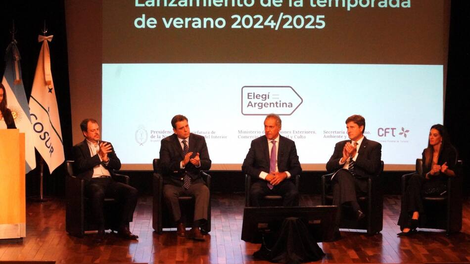 Lanzamiento de la temporada de verano 2024/25. Foto: Argentina.gob.ar