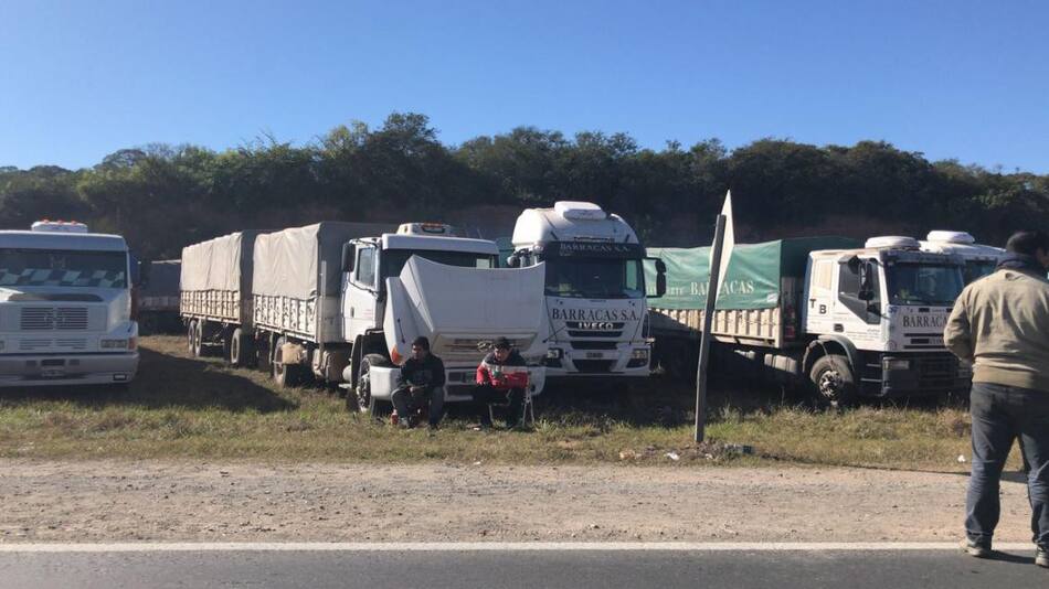 Protesta de camioneros en Salta