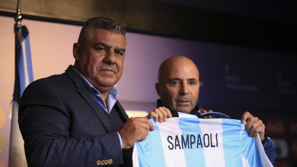 Sampaoli - Chiqu Tapia - AFA