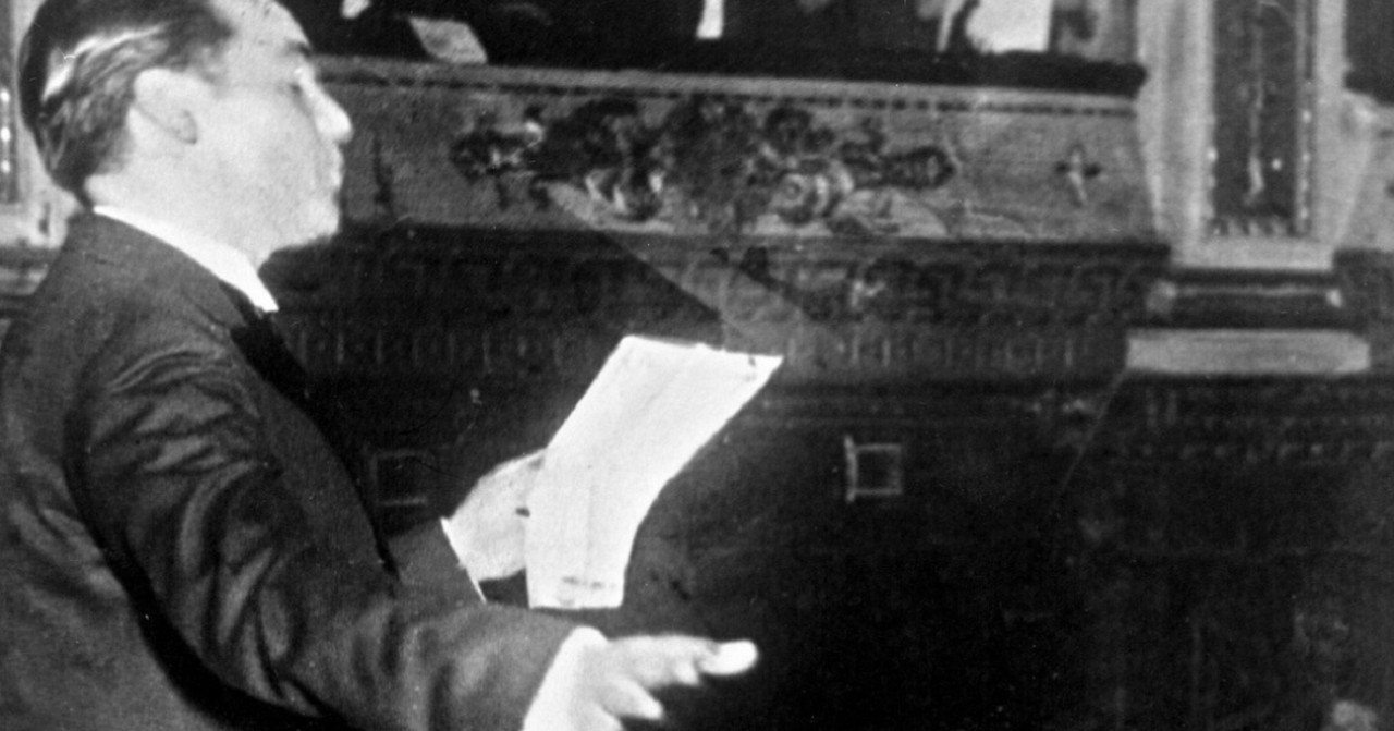 Federico García Lorca en el Teatro Avenida