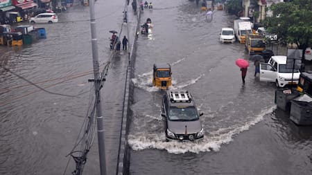 India evacua a sus ciudadanos por la llegada del ciclón Michaung. Foto: EFE.