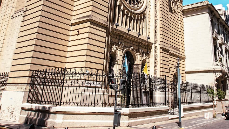 En pleno centro, fue uno de los primeros templos del Buenos Aires virreinal