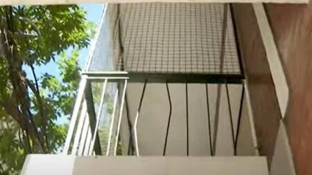 Los balcones forzados en Recoleta. Foto: captura