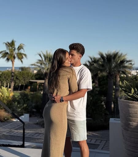 Julián Álvarez y su pareja, Emilia Ferrero. Foto: Instagram / emiliafferro.