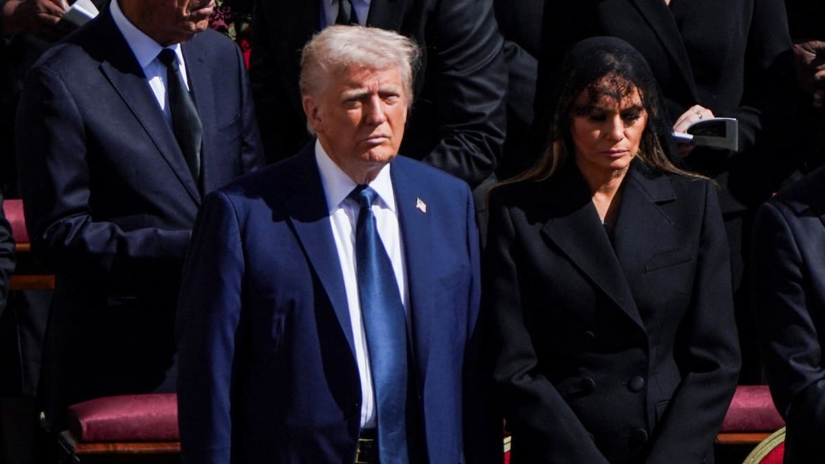 Donald Trump en el funeral del papa Francisco. Foto: Reuters/Nathan Howard