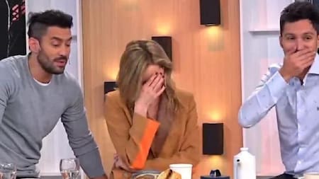 Julieta Prandi y sus compañeros en Es por ahí. Foto: captura