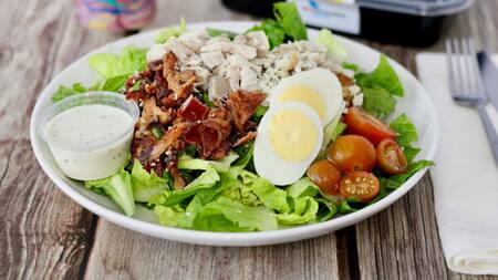 Alimentación saludable; proteínas; vegetales. Foto: Unsplash