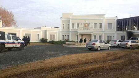 La mansión de Jorge Castillo en el barrio privado de Open Door