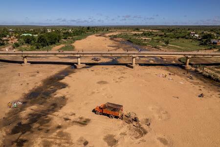 En África, la falta de financiamiento impide tomar las medidas necesarias para combatir las consecuencias del cambio climático. Foto: Reuters.