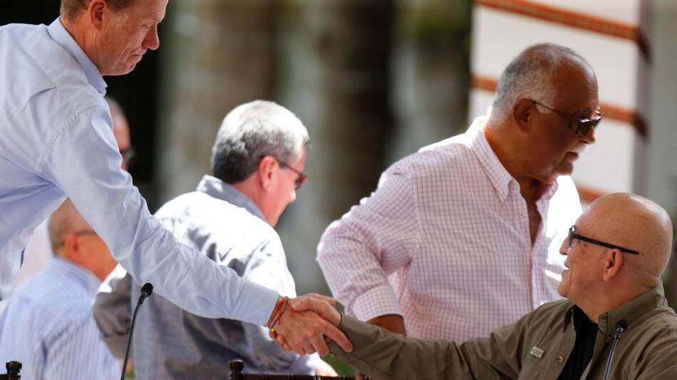 Acuerdo entre el gobierno de Colombia y el ELN. Foto: REUTERS.