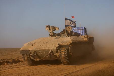 Tanque israelí en la Franja de Gaza. Foto: Reuters
