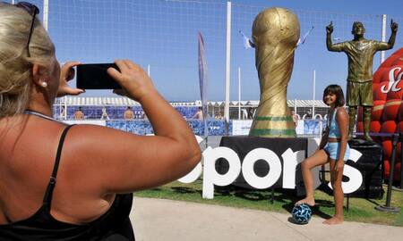 Estatua de Messi en Mar del Plata. Foto: Télam.