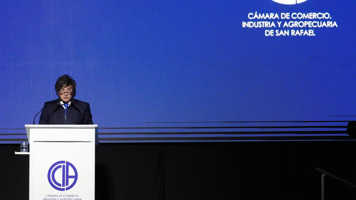Javier Milei en la Cámara de Comercio, Industria y Agropecuaria de San Rafael.