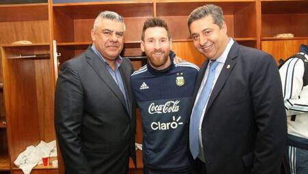 Tapia - Messi - Angelici