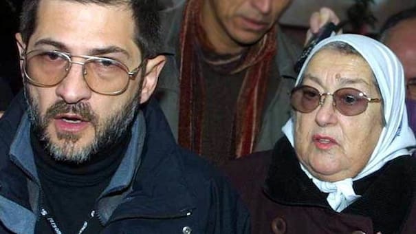 Así exempleados de Madres de Plaza de Mayo retiraban dinero de bancos para los Schoklender