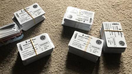 Entradas para la Superfinal secuestradas en allanamientos a barras de River