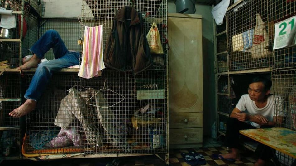 Jaulas de Hong Kong, China. Foto: Reuters.