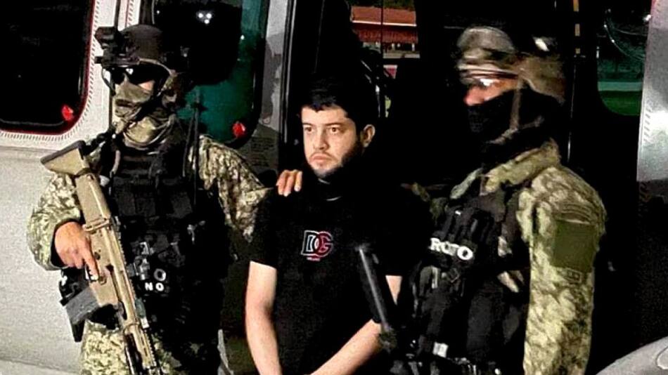 Extradición de Néstor Isidro Pérez Salas, alias "El Nini". Foto: X @c4jimenez.