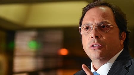 Darío Giustozzi presentó su libro “Agorax 2045” en la Universidad Rey Juan Carlos de Madrid: ciberespacio, poder y futuro digital