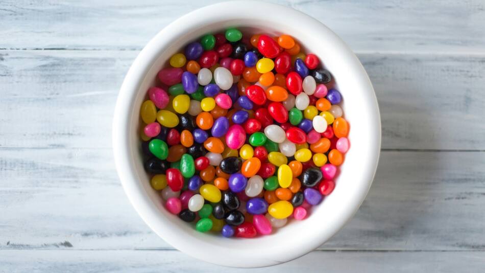 ANMAT prohibió una serie de alimentos por considerarlos ilegales. Foto: X