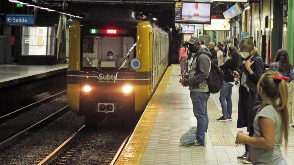 Subte, transporte público. Foto: NA.