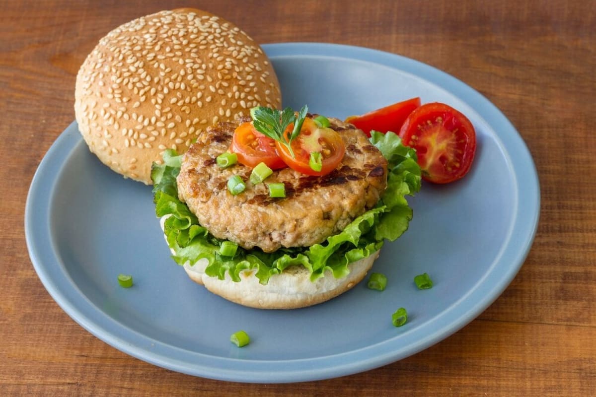 Hamburguesas de atún. Fuente: Freepik