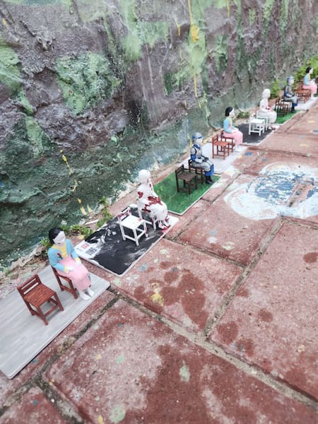 Instalación en memoria de la "Mujeres de consuelo" en el Barrio Coreano de Flores, en CABA. Foto: Gentileza Pilar Álvarez