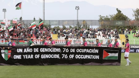El Club Deportivo Palestino recordó el genocidio en Gaza. Foto: X @CDPalestinoSADP
